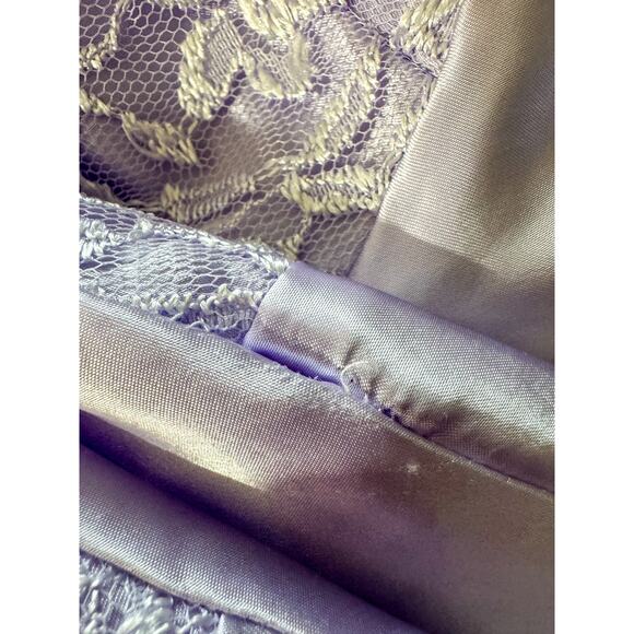 VTG Y2K Secret Treasures Satin Lace Slip Dress | Frost Lilac Tie Front (Size M) - Picture 8 of 9
